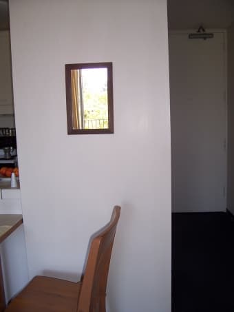 MOVING SALE: household items, electronics, home deco and organization 3