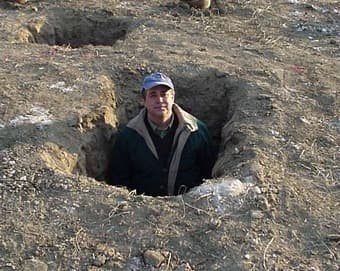 Desperate man seeks hole. 1
