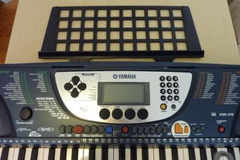 Yamaha PSR270 61-Key (Full Size Key) MIDI Portable Keyboard. Only $50! 2