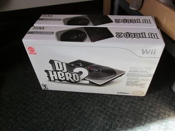 DJ Hero 2 for Wii game + turntable bundle -- $25 1